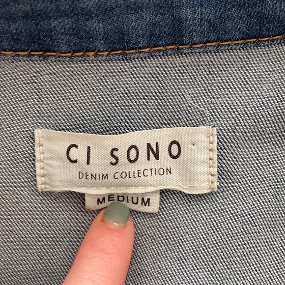 Denim jacket - Picture 2 of 5